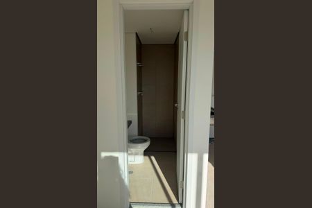 Studio à venda com 23m², 1 quarto e sem vaga Studio à venda com 23m², 1 quarto e sem vagaBanheiro
