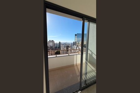 Studio à venda com 23m², 1 quarto e sem vaga Studio à venda com 23m², 1 quarto e sem vagaVaranda
