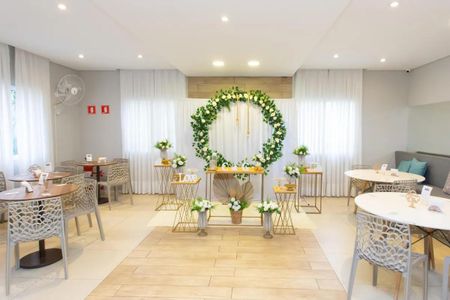 Apartamento à venda com 34m², 2 quartos e sem vaga Apartamento à venda com 34m², 2 quartos e sem vagaÁrea comum - Salão de Festas