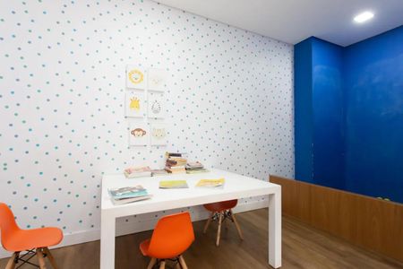 Apartamento à venda com 34m², 2 quartos e sem vaga Apartamento à venda com 34m², 2 quartos e sem vagaÁrea comum - Brinquedoteca