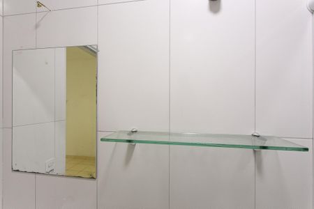 Banheiro de kitnet/studio para alugar com 1 quarto, 20m² em Tatuapé, São Paulo