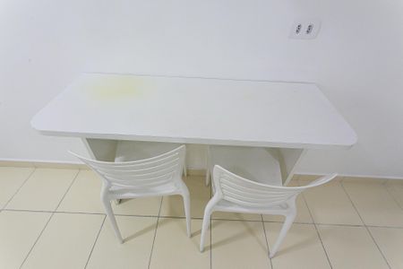 Cozinha - Mesa e Cadeiras de kitnet/studio para alugar com 1 quarto, 20m² em Tatuapé, São Paulo
