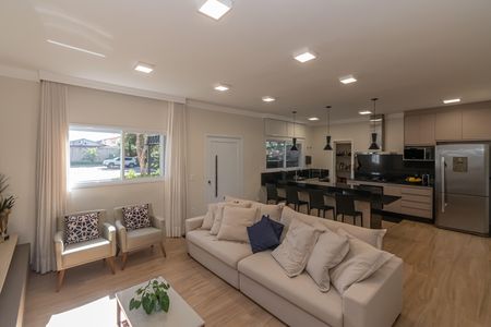Casa de condomínio à venda com 155m², 3 quartos e 5 vagas Casa de condomínio à venda com 155m², 3 quartos e 5 vagasSala de Estar/TV