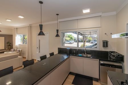 Casa de condomínio à venda com 155m², 3 quartos e 5 vagas Casa de condomínio à venda com 155m², 3 quartos e 5 vagasCozinha