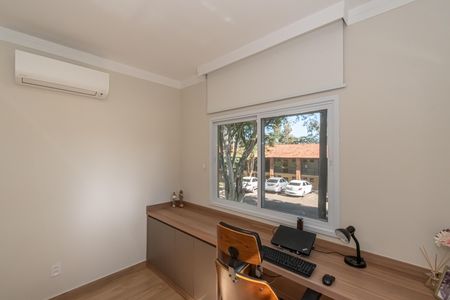 Casa de condomínio à venda com 155m², 3 quartos e 5 vagas Casa de condomínio à venda com 155m², 3 quartos e 5 vagasQuarto/Escritório