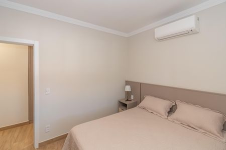 Casa de condomínio à venda com 155m², 3 quartos e 5 vagas Casa de condomínio à venda com 155m², 3 quartos e 5 vagasSuite 2