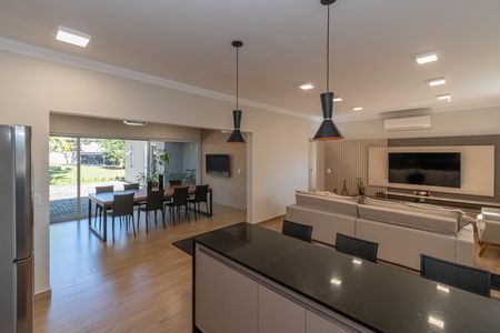 Casa de condomínio à venda com 155m², 3 quartos e 5 vagas Casa de condomínio à venda com 155m², 3 quartos e 5 vagasCozinha