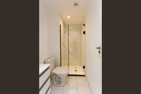 Apartamento para alugar com 44m², 2 quartos e sem vaga Apartamento para alugar com 44m², 2 quartos e sem vagaBanheiro social