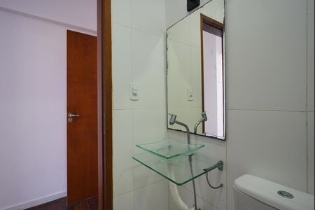 Banheiro da Suíte de apartamento para alugar com 3 quartos, 80m² em Coqueiros, Florianópolis