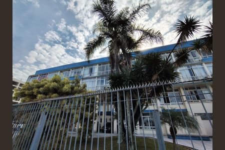 Fachada de apartamento para alugar com 3 quartos, 80m² em Coqueiros, Florianópolis