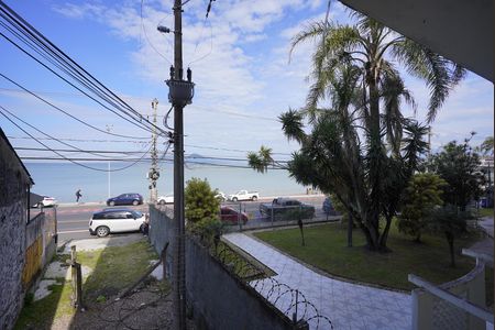 Suite - vista de apartamento para alugar com 3 quartos, 80m² em Coqueiros, Florianópolis