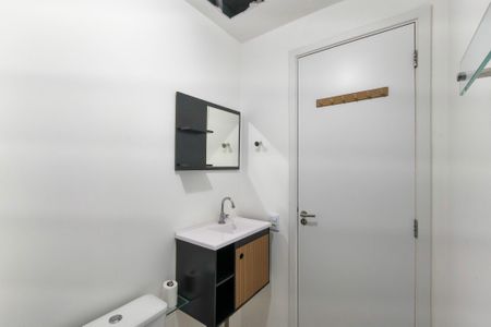Apartamento para alugar com 42m², 2 quartos e 1 vaga Apartamento para alugar com 42m², 2 quartos e 1 vagaBanheiro