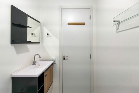 Apartamento para alugar com 42m², 2 quartos e 1 vaga Apartamento para alugar com 42m², 2 quartos e 1 vagaBanheiro