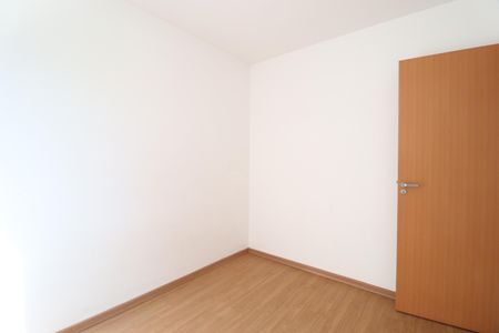 Quarto 1 de apartamento para alugar com 2 quartos, 50m² em Shopping Park, Uberlândia
