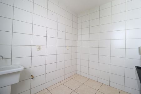 Cozinha de apartamento para alugar com 2 quartos, 50m² em Shopping Park, Uberlândia