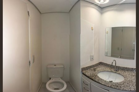 Apartamento para alugar com 64m², 2 quartos e 1 vaga Apartamento para alugar com 64m², 2 quartos e 1 vagaBanheiro da Suíte 1