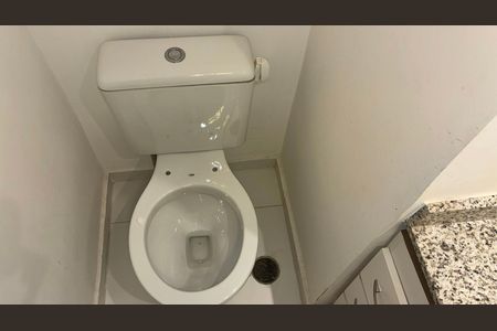 Banheiro da Suíte 1 de apartamento para alugar com 2 quartos, 64m² em Jardim Parque Morumbi, São Paulo