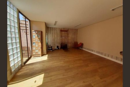 Casa à venda com 4 quartos, 300m² em Jardim Flamboyant, Campinas