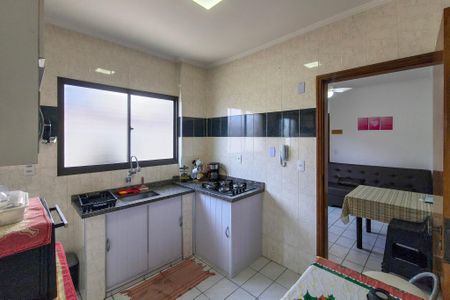 Cozinha de apartamento para alugar com 1 quarto, 44m² em Aviação, Praia Grande