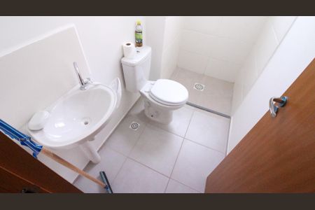 Banheiro de apartamento para alugar com 2 quartos, 43m² em Cidade São Mateus, São Paulo