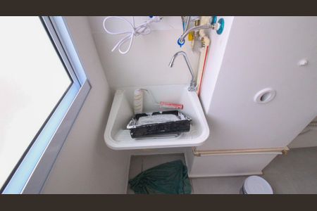 Área de serviço de apartamento para alugar com 2 quartos, 43m² em Cidade São Mateus, São Paulo