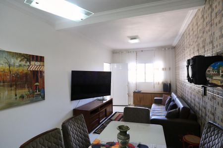 Sala de casa à venda com 2 quartos, 180m² em Boa Vista, Belo Horizonte