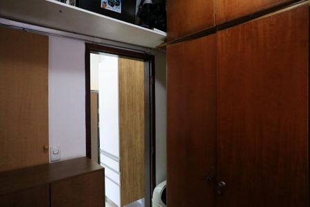 Quarto 1 de casa à venda com 2 quartos, 180m² em Boa Vista, Belo Horizonte