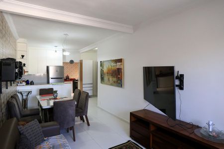 Sala de casa à venda com 2 quartos, 180m² em Boa Vista, Belo Horizonte