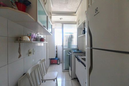 Cozinha de apartamento à venda com 2 quartos, 44m² em Jardim Santa Teresinha, São Paulo