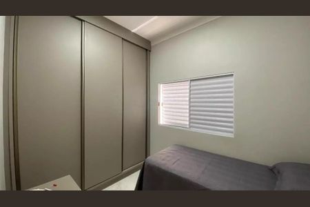 Quarto 1 de casa para alugar com 3 quartos, 180m² em Santa Rosa, Uberlândia