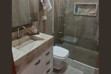 Casa para alugar com 180m², 3 quartos e 3 vagas Casa para alugar com 180m², 3 quartos e 3 vagasBanheiro