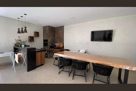 Área comum de casa para alugar com 3 quartos, 180m² em Santa Rosa, Uberlândia