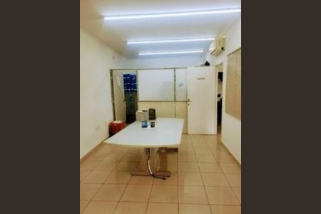 Casa para alugar com 2 quartos, 365m² em Cambuí, Campinas