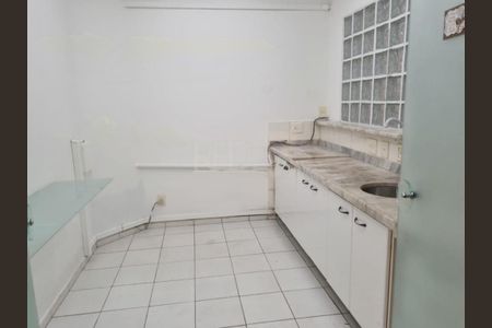 Casa à venda com 332m², 5 quartos e 3 vagas