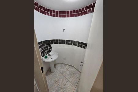 Casa à venda com 332m², 5 quartos e 3 vagas