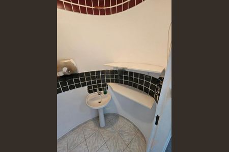 Casa à venda com 332m², 5 quartos e 3 vagas