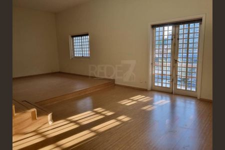 Casa à venda com 332m², 5 quartos e 3 vagas