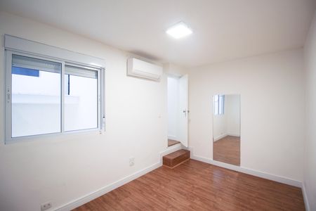 Suíte  de casa à venda com 2 quartos, 115m² em Indianópolis, São Paulo