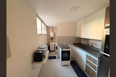 Cozinha de apartamento à venda com 1 quarto, 64m² em Guarani, Campinas
