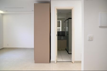 Studio à venda com 33m², 1 quarto e sem vaga Studio à venda com 33m², 1 quarto e sem vagaStudio