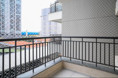 Studio à venda com 33m², 1 quarto e sem vaga Studio à venda com 33m², 1 quarto e sem vagaVaranda