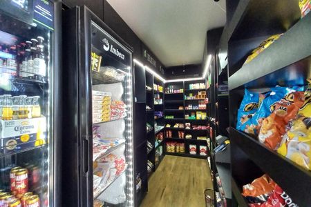 Área comum - Mercado  de apartamento para alugar com 2 quartos, 42m² em Jardim Nossa Senhora da Penha, Campinas