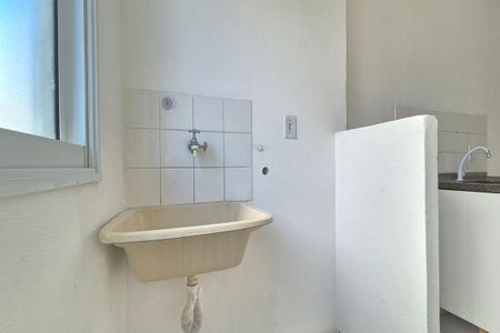 Área de Serviço de apartamento para alugar com 2 quartos, 42m² em Jardim Nossa Senhora da Penha, Campinas