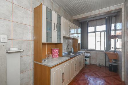 Cozinha de apartamento para alugar com 1 quarto, 42m² em Jardim Dona Leopoldina, Porto Alegre