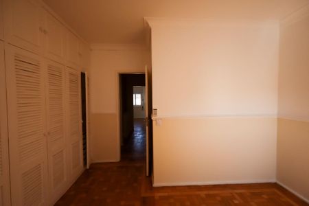 Casa para alugar com 120m², 3 quartos e 3 vagas Casa para alugar com 120m², 3 quartos e 3 vagasQuarto 1