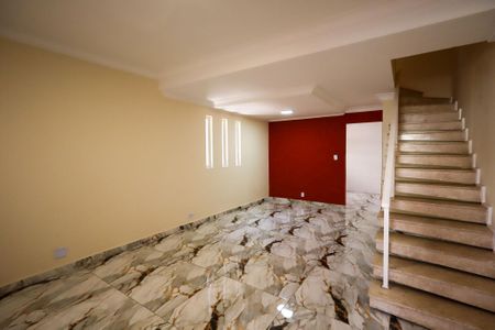 Casa para alugar com 120m², 3 quartos e 3 vagas Casa para alugar com 120m², 3 quartos e 3 vagasSala