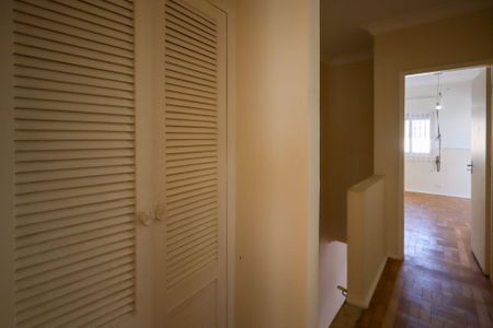 Casa para alugar com 120m², 3 quartos e 3 vagas Casa para alugar com 120m², 3 quartos e 3 vagasHall de distribuição