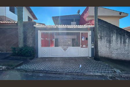 Fachada de casa para alugar com 3 quartos, 120m² em Vila Marari, São Paulo