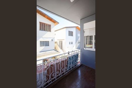 Casa para alugar com 120m², 3 quartos e 3 vagas Casa para alugar com 120m², 3 quartos e 3 vagasVaranda Quarto 2