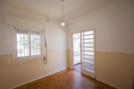Casa para alugar com 120m², 3 quartos e 3 vagas Casa para alugar com 120m², 3 quartos e 3 vagasQuarto 2